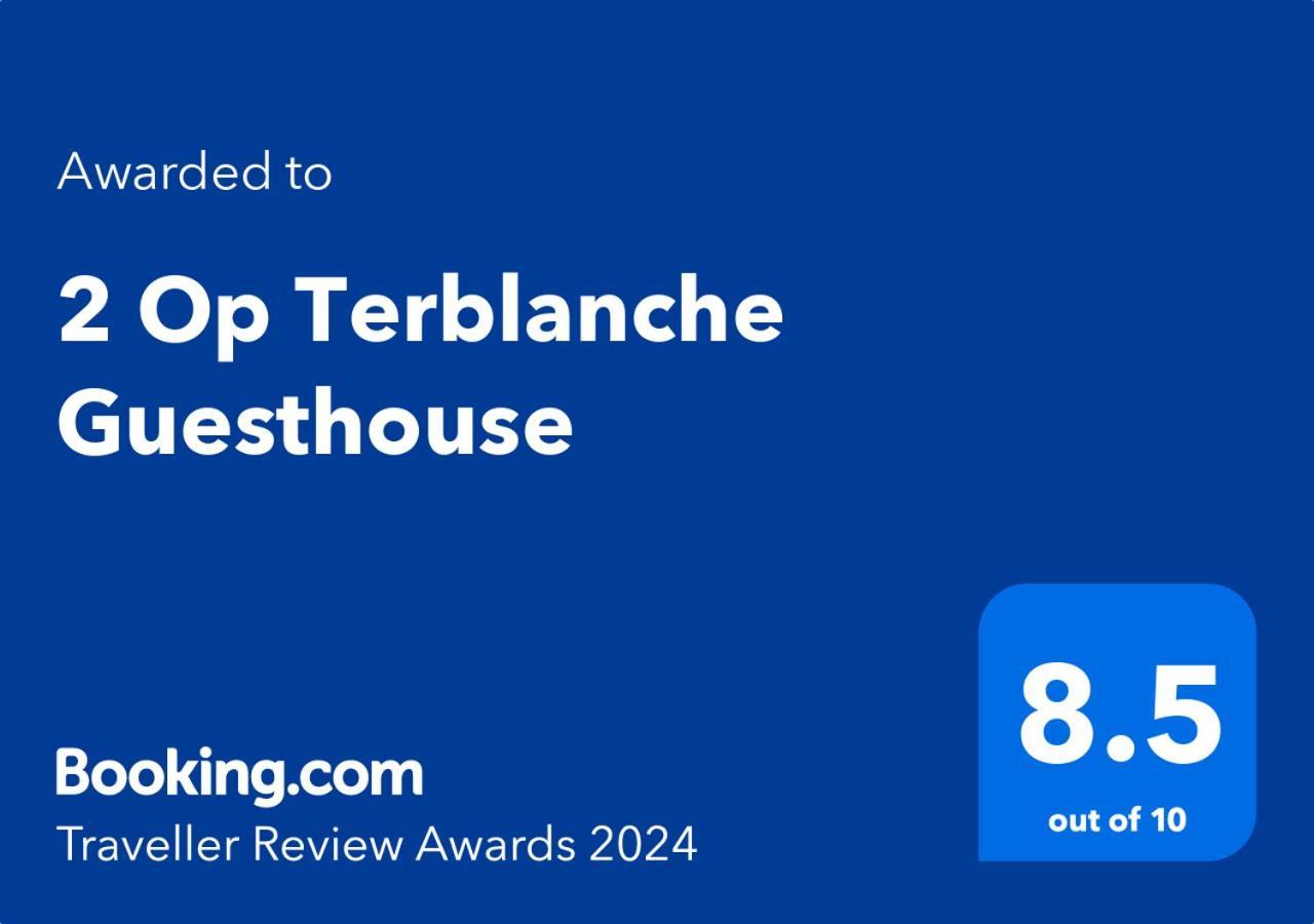 2 Op Terblanche Guesthouse 博克斯堡 外观 照片